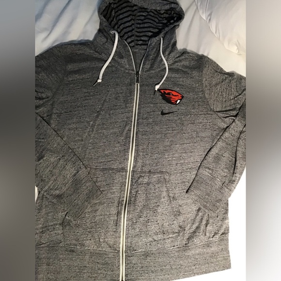 Nike Heather Gray Full Zip-Up Hoodie with Oregon State Beaver Logo - Picture 1 of 8